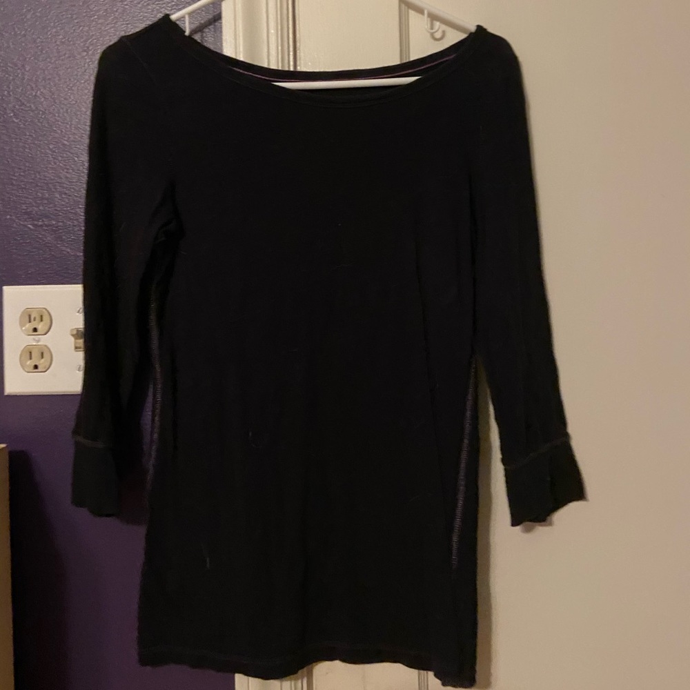 American eagle 3/4 length shirt